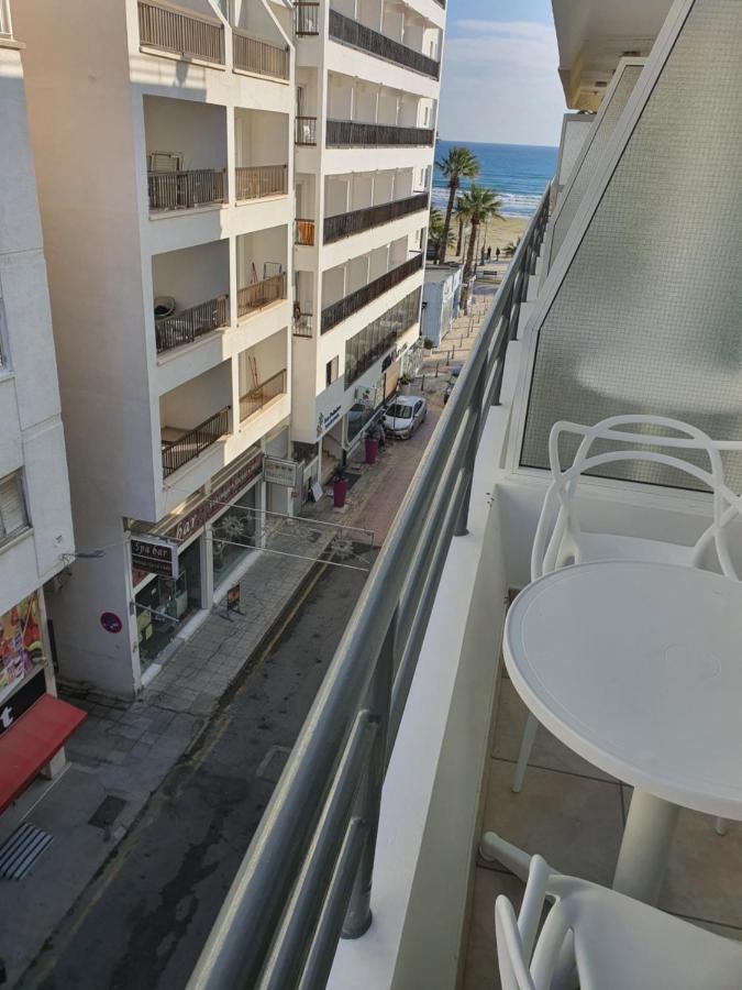 Larnaca Bay Suites Esterno foto