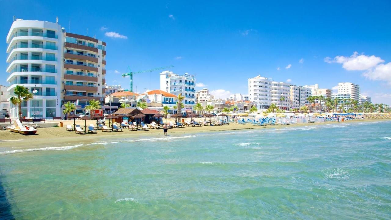 Larnaca Bay Suites Esterno foto
